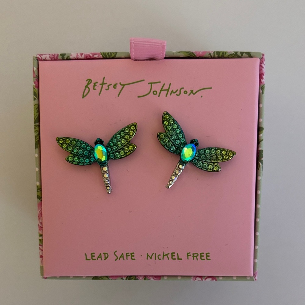 ☀️Betsey Johnson Green Iridescent Dragonfly Stud Earrings